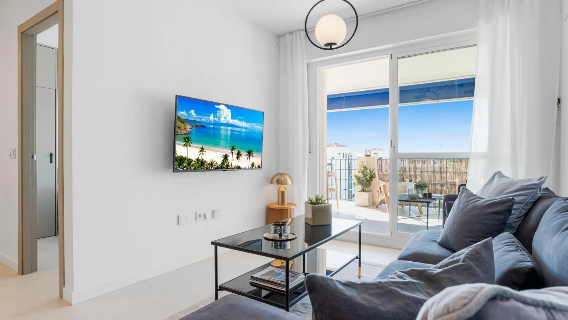 Sunny Getaway With Pool In Marbella - Ref M54 Apartment Spain