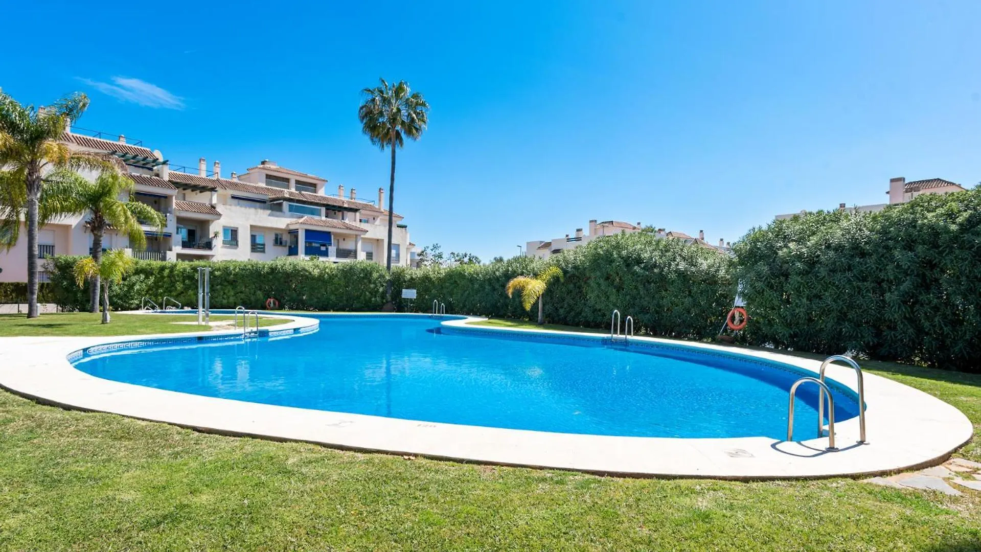 Sunny Getaway With Pool In Marbella - Ref M54 Apartment Spain
