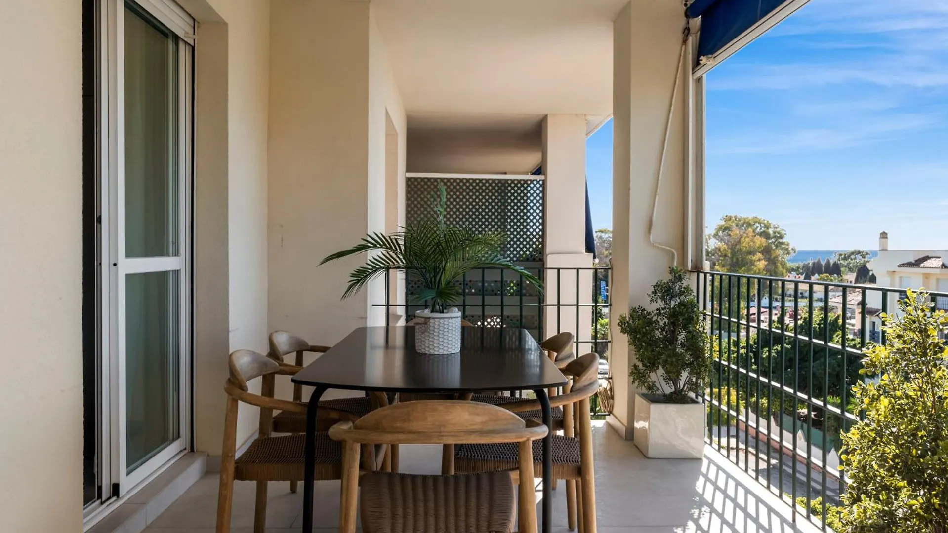 Sunny Getaway With Pool In Marbella - Ref M54 Apartment